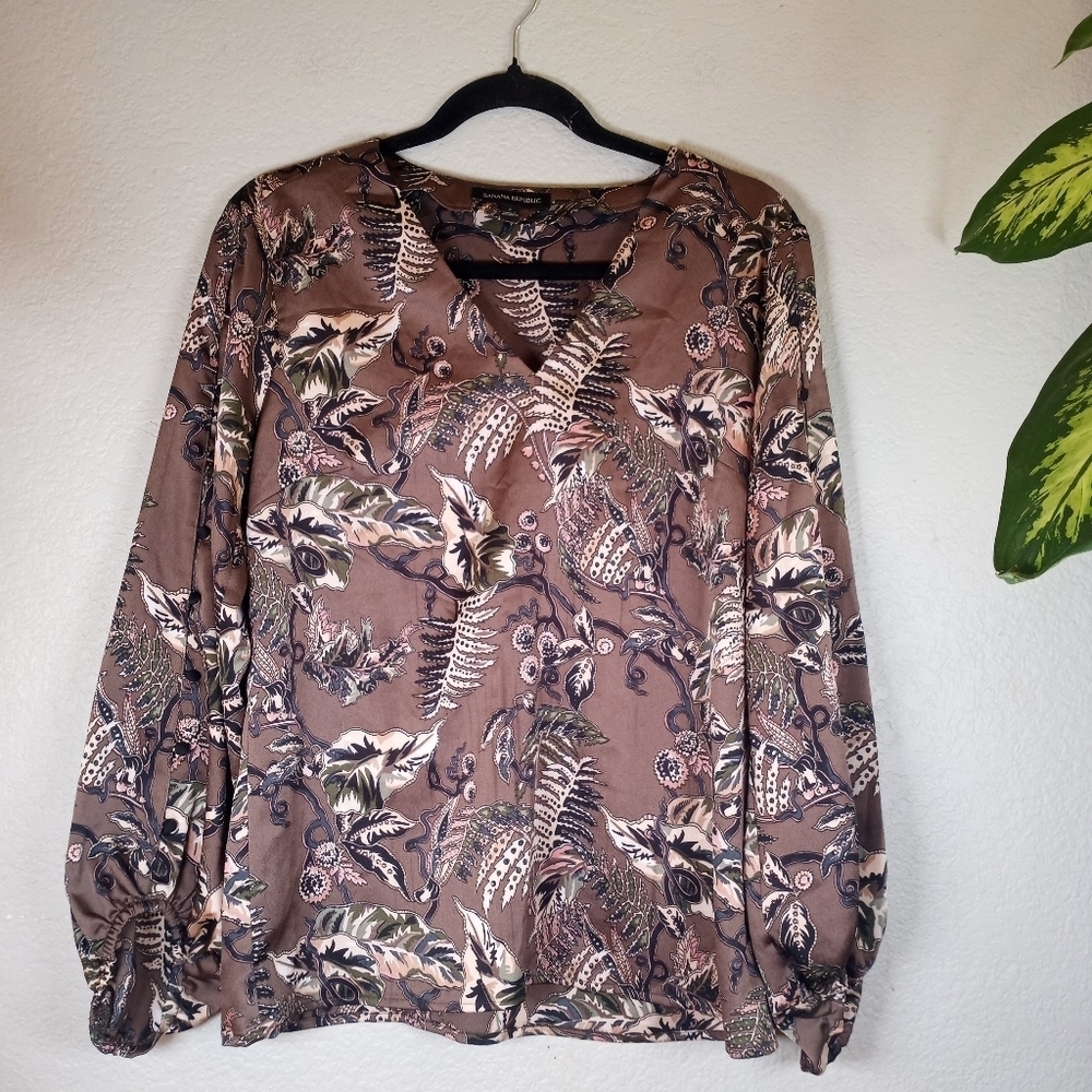 Banana Republic Taupe Brown Floral Leafy Print Silky Bohemian Balloon Sleeve Top
